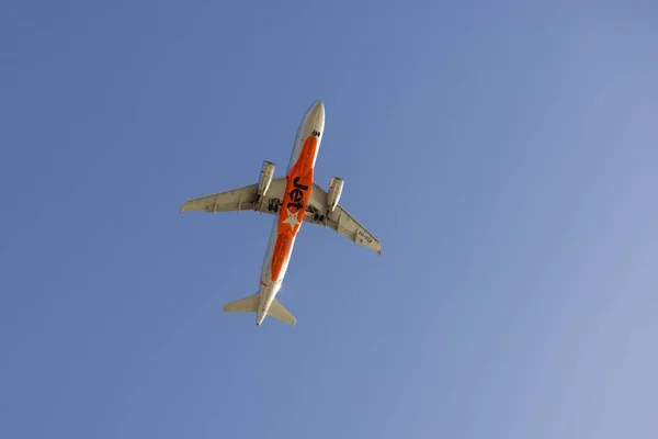 Palm Beach Qld Australia June 2023 Jetstar Passenger Plane Flying — Stock Photo, Image