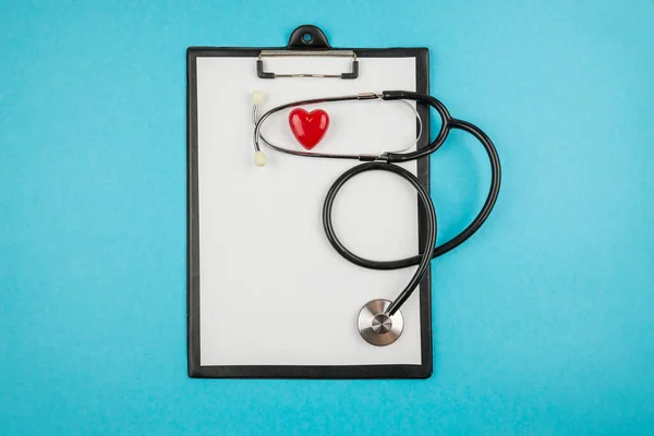 Clipboard Stethoscope Small Red Heart — Stock Photo, Image