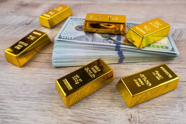 Dolar üzerinden altın külçeler. Paraya altın külçeleri