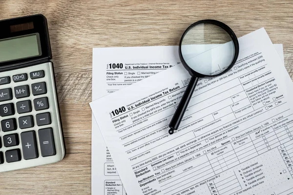 書類提出期限の概念 納税申告書がない 納税期限の概念 1040税務申告書財務書類 — ストック写真