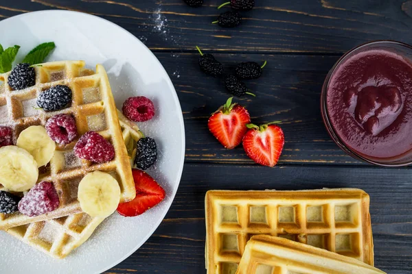 Belgian Waffles Summer Berries Powdered Sugar White Plate Dark Wooden — Stock Photo, Image