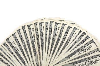 Beyaz arka planda izole edilmiş yüz dolarlık banknotların hayranı. Eski banknotlar.