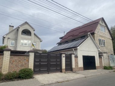 Kiev, Ukrayna 'da şık bir ev. Sokaktaki ev..