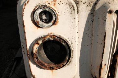 Eski araba motoru. Eski araba motoru. araba tamir istasyonu