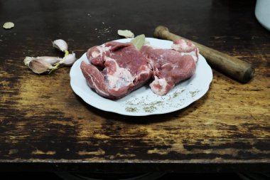 taze çiğ Kuzu pirzola