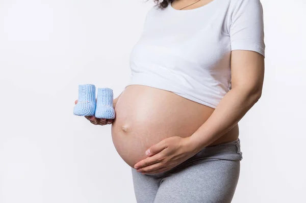 Midsection Pregnant Woman Touching Her Big Belly Holding Blue Knitted — Stock Photo, Image