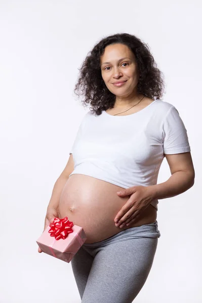 Attractive Positive Multi Ethnic Pregnant Woman Holding Gift Box Touching — Stock Photo, Image
