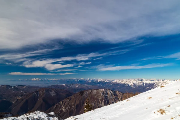 Гора Матаджур Італія Сонячний Зимовий День — стокове фото