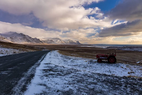 Dirigir Inverno Islândia — Fotografia de Stock