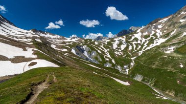 Monte Bianco grubunun güzel Alpleri