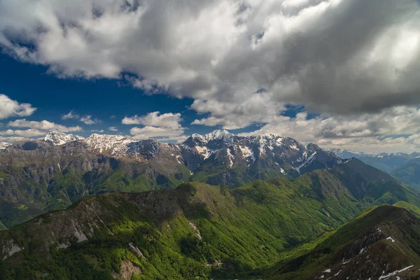 Una Bella Giornata Primaverile Sulle Montagne Sopra Val Resia Alpi — Foto Stock