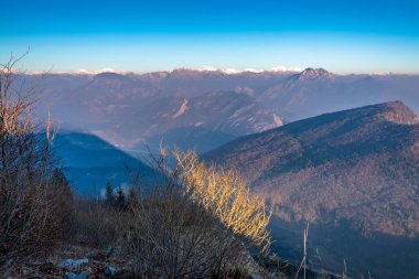 Friuli-Venezia Giulia dağlarında kış tatili, İtalya