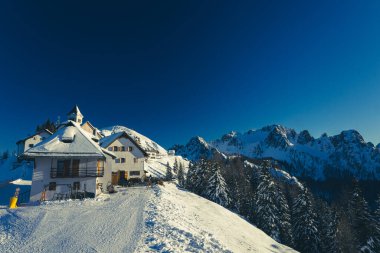 Kış öğleden sonra Lussari, Tarvisio Camporosso, Friuli Venezia Giulia, İtalya