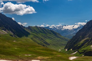 Monte Bianco grubunun güzel Alpleri