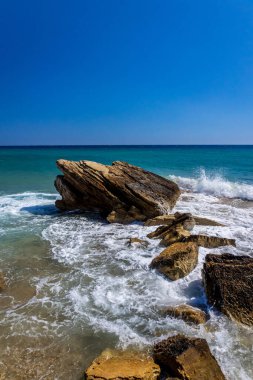 Kos Adası 'ndaki Kavo Paradiso plajında güzel bir gün.