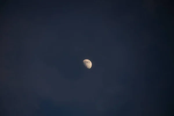 Місяць Хмари Небо Вечір — стокове фото