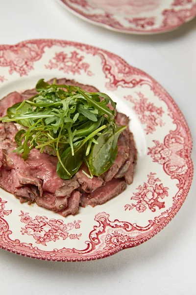 Carne Asada Con Hierbas Frescas Hermoso Plato Restaurante — Foto de Stock