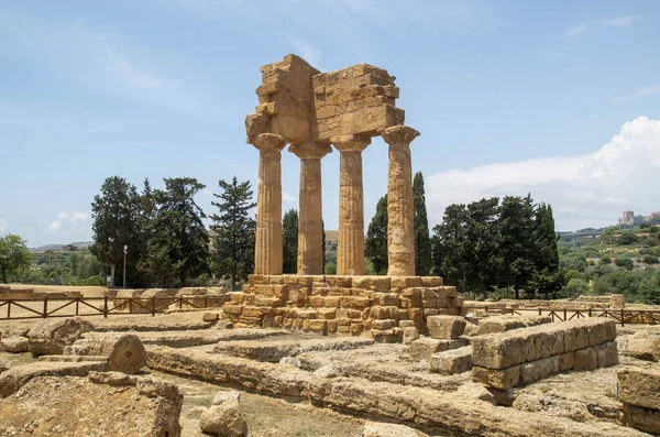 Assembled Remains Temple Castor Pollux Valley Temple Agrigento Ital — стоковое фото