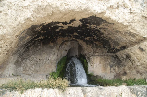 Künstliche Höhle Nymphäum Neapolis Archäologischer Park Syrakus Sizilien Insel Ital — Stockfoto