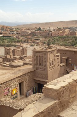 Yukarıdan eski ve yeni Ait Ben Haddou 'ya, UNESCO' nun Fas, Afrika 'daki dünya mirası