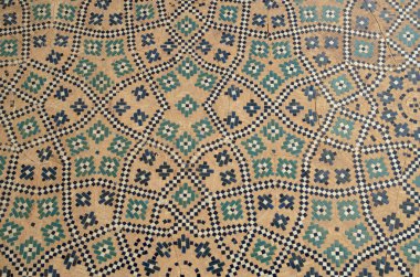 Doğu, seramik, Özbekistan, Asi 'deki porselen mozaik desenleriyle dekore edilmiş duvarı kapat