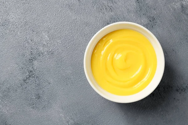 Pouding Crème Vanille Maison Caillé Citron Dans Bol Blanc Vue — Photo