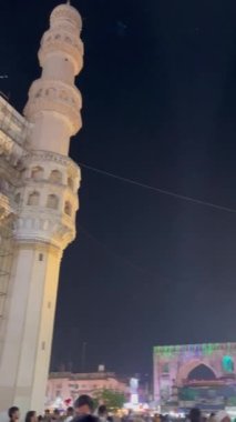 Charmina, Hindistan 'daki antik tarihi anıtlar. 