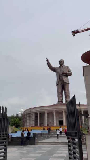 Статуя Доктора Амбекар Хайдарабад — стокове відео