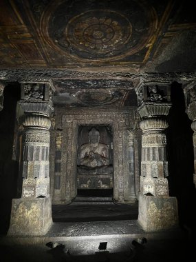 Kutsal Buda 'nın tapınağının içi.