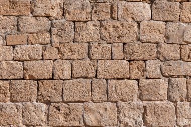 Kudüs taşından yapılmış eski duvarın yüzeyi. İsrail