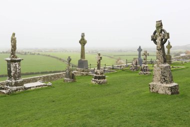 İrlanda, Cashel Kayası 'ndaki tarihi kalıntılar 