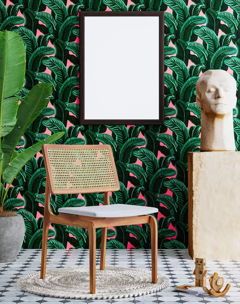 Boş fotoğraf çerçevesi tropikal bir duvar zemininde asılı..