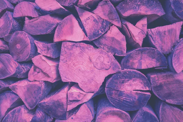 Подготовка Дров Зиме Куча Соснового Дерева Бархатный Фиолетовый Модный Цвет — стоковое фото