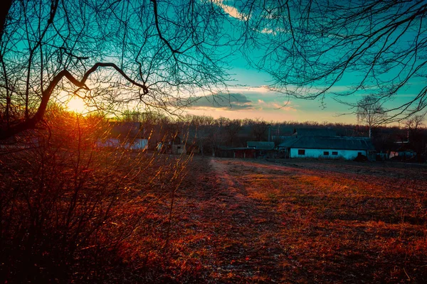 Solnedgång Över Byn Tidigt Våren — Stockfoto