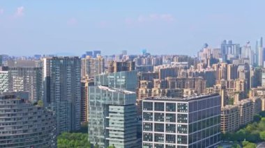 Hangzhou, Zhejiang 'daki Qiantang Nehri Fuxing Köprüsü' nün hava fotoğrafları.