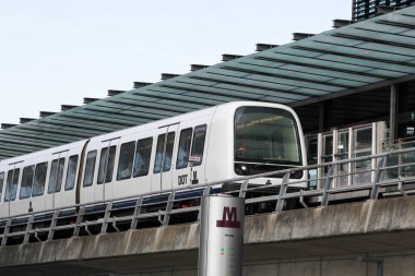 Kopenhag, Danimarka - 3 Ağustos 2019: Orestad, Kopenhag, Danimarka Metro İstasyonu