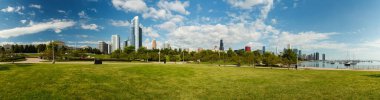 Chicago şehir merkezinin panoramik manzarası