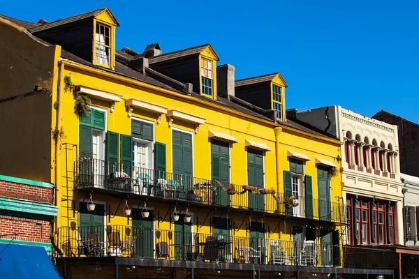 Klasyczna Architektura Popularnej Dzielnicy French Quarter Nowym Orleanie Luizjana — Zdjęcie stockowe