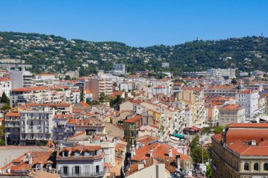 Cannes, Fransa 'nın zarif ve canlı atmosferi.