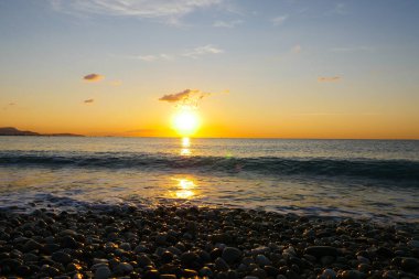 Nice, Fransa sahillerinde güzel bir gün doğumu.