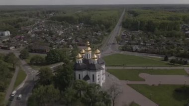 Chernihiv Ukrayna 'daki Ortodoks kilisesi, dji dcnelike, ham. Yüksek kalite 4 bin.
