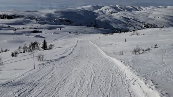 Lege Snowboardbaan Een Zonnige Dag Skigebied Voss Noorwegen Hoge Kwaliteit — Stockvideo