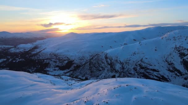 Zachód Słońca Nad Śnieżnymi Wzgórzami Voss Norwegia Wysokiej Jakości Materiał — Wideo stockowe