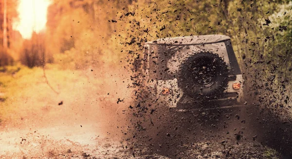 Offroad Vehicle Driving Mud — Stock Photo, Image