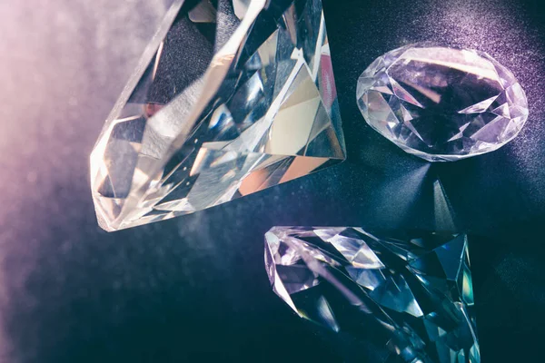 Pedra Diamante Real Fundo Escuro Tema Jóias Diamante — Fotografia de Stock