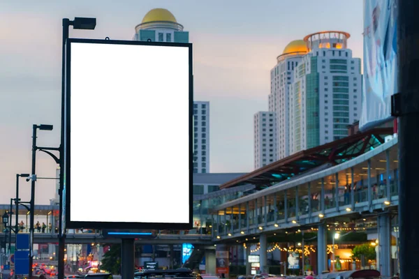 Groot Blanco Billboard Met Kopieerruimte Voor Sms Bericht Content Het — Stockfoto