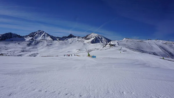 滑雪场的雪景 — 图库照片