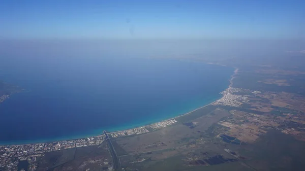 飛行機から見たマヨルカ島の海岸の風景 — ストック写真