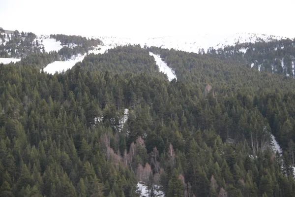 Krajobraz Śniegu Narciarstwa Górach Pirenejów Andorze — Zdjęcie stockowe