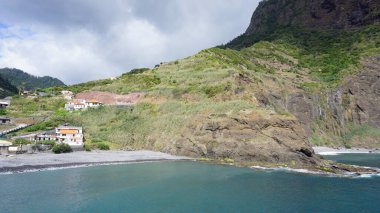 Bir bahar gününde Madeira manzaraları
